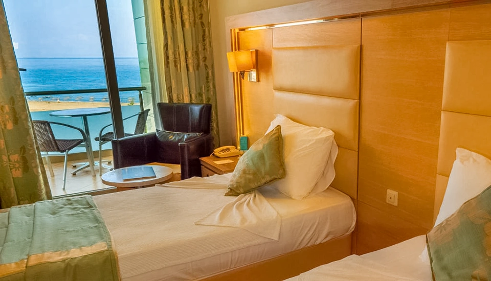 هتل گرند بلیش کوش آداسی